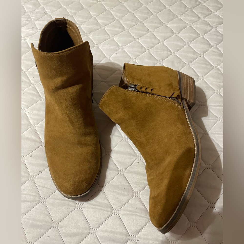 Lightly worn booties from American Eagle